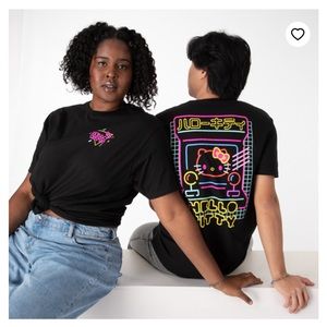 Journeys Hello Kitty Arcade Tee Black TSHIRT NWT Size MEDIUM